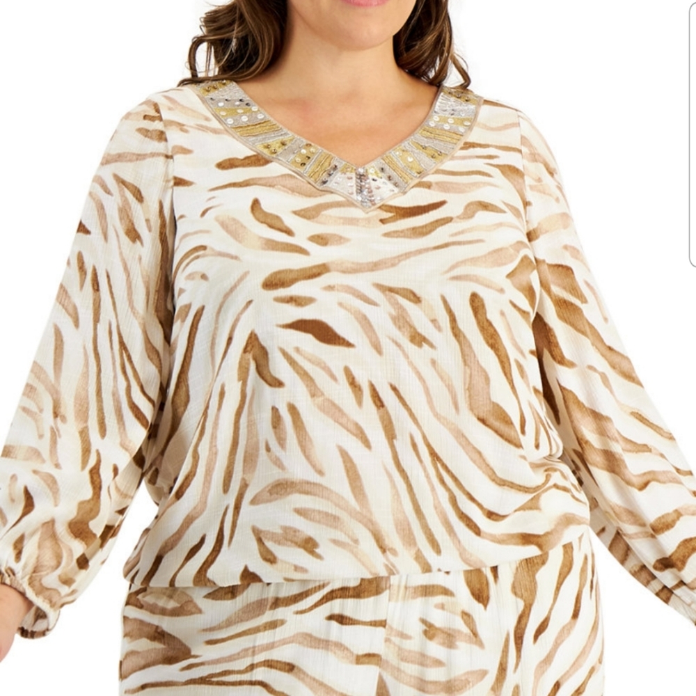 JM Collection Embellished Bubble Top